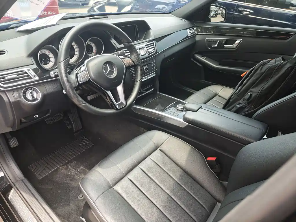 Mercedes-Benz E-Class 2015