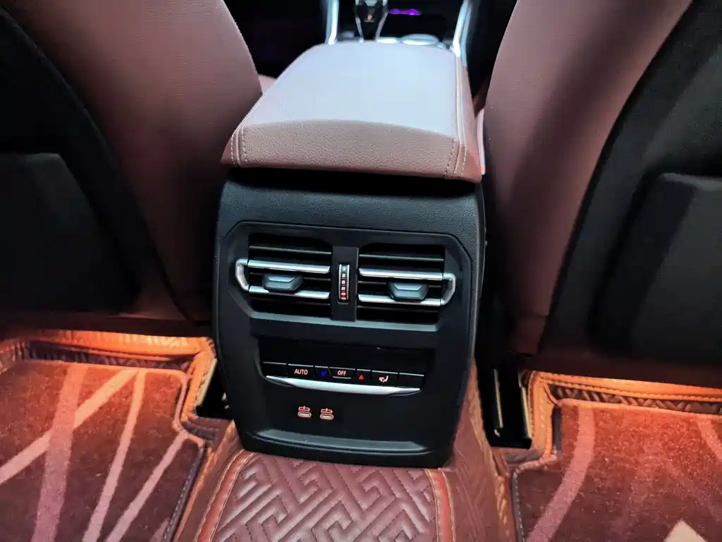 BMW 3 Series 2022 — фото 13