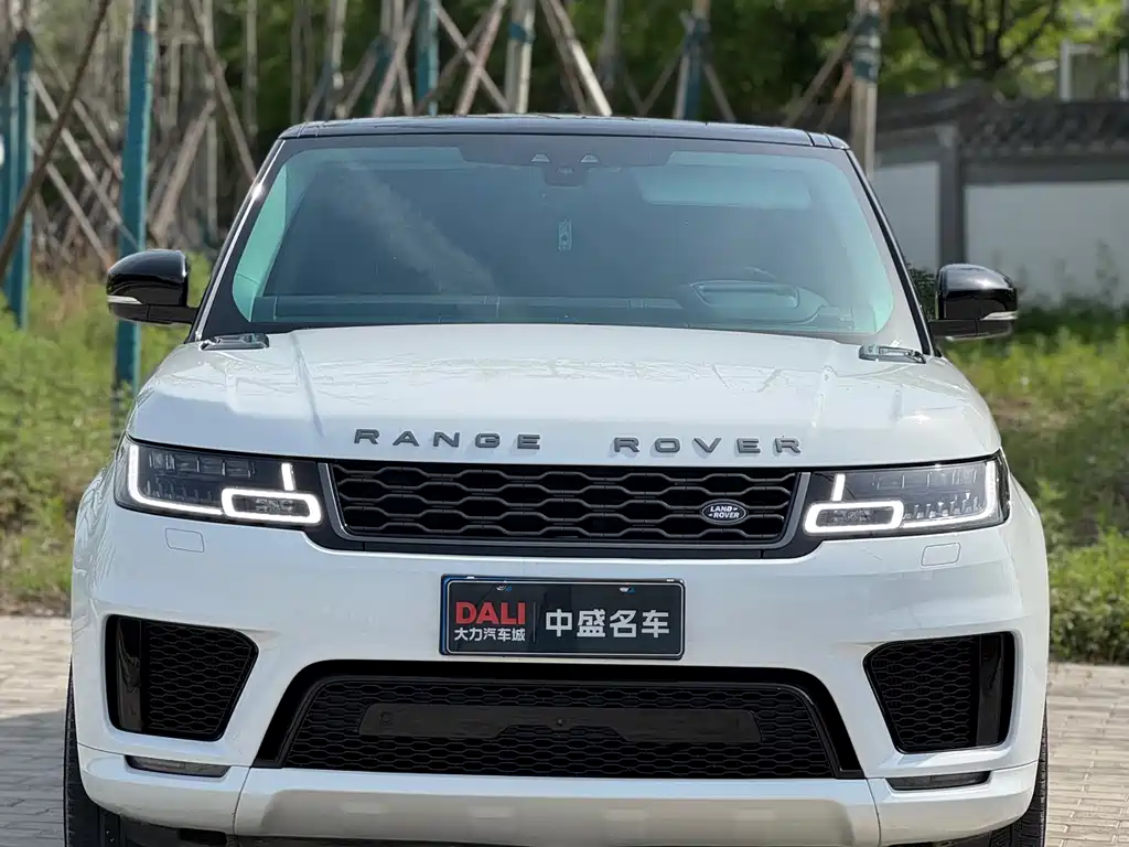 Land Rover Sport 2020 — фото 2