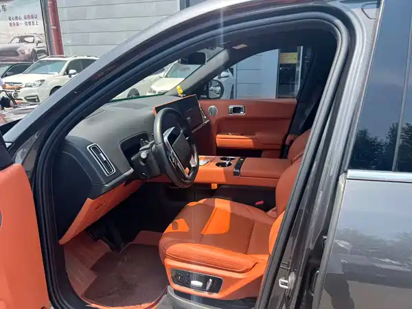 Li Auto L7 2024