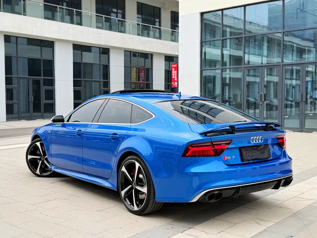Audi RS 7 2016 — фото 6