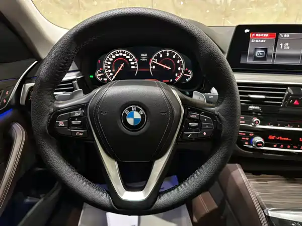 BMW 5 Series 2018