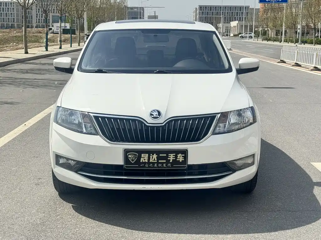 Skoda Rapid 2019 — фото 2