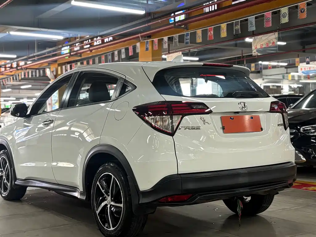Honda Vezel 2020 — фото 2