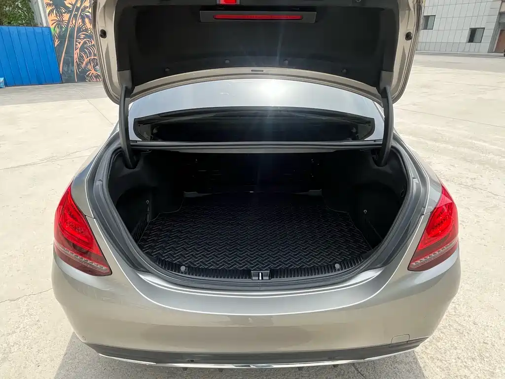 Mercedes-Benz C-Class 2021 — фото 17