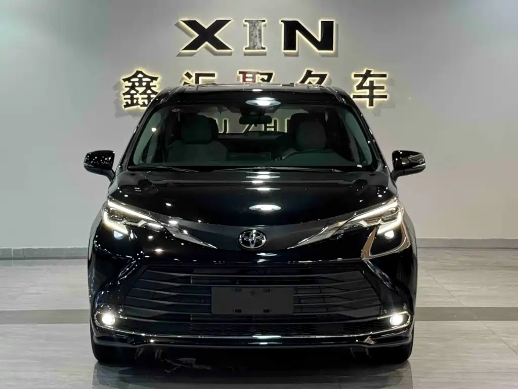 Toyota Sienna 2026