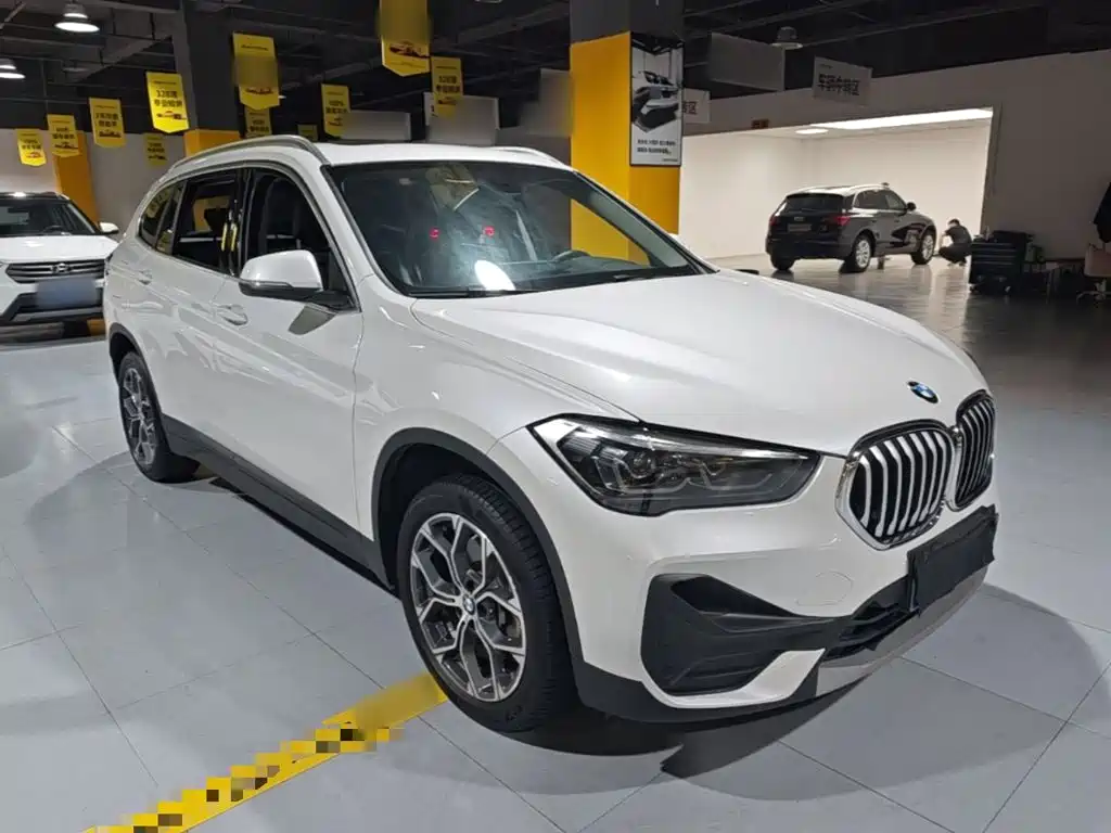 BMW X1 2022 — фото 22
