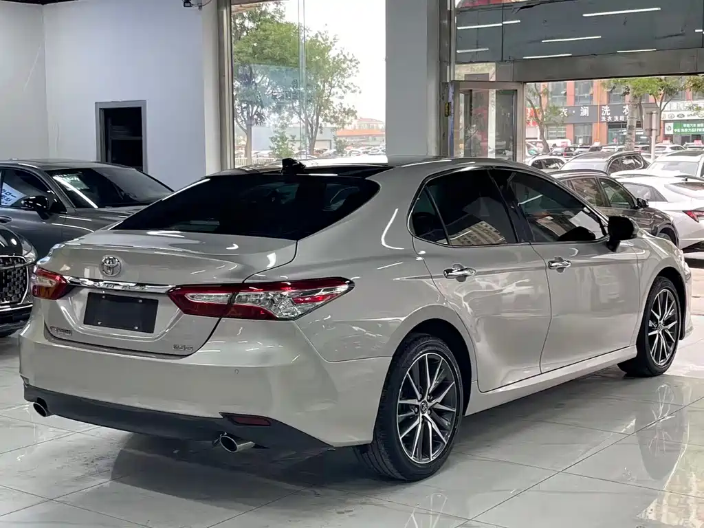 Toyota Camry 2022