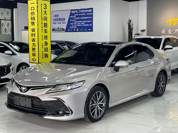 Toyota Camry 2022