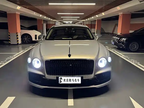 Bentley Flying Spur 2023