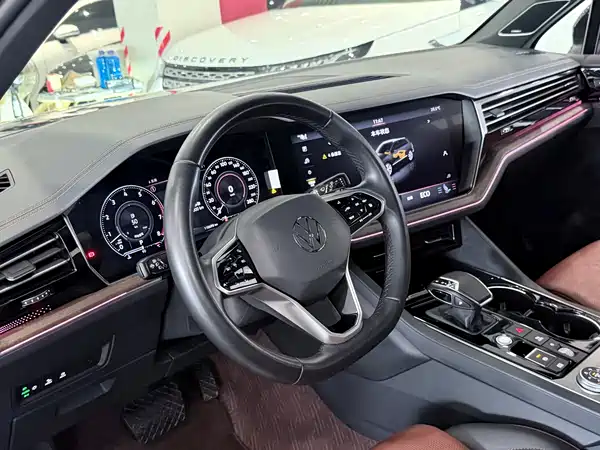 Volkswagen Touareg 2021