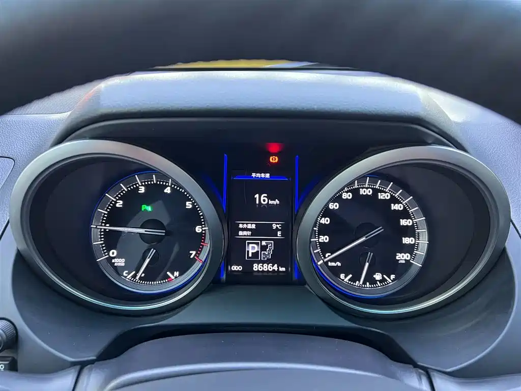 Toyota Prado 2015 — фото 13