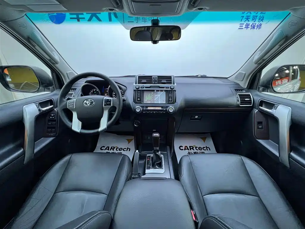 Toyota Prado 2015 — фото 10