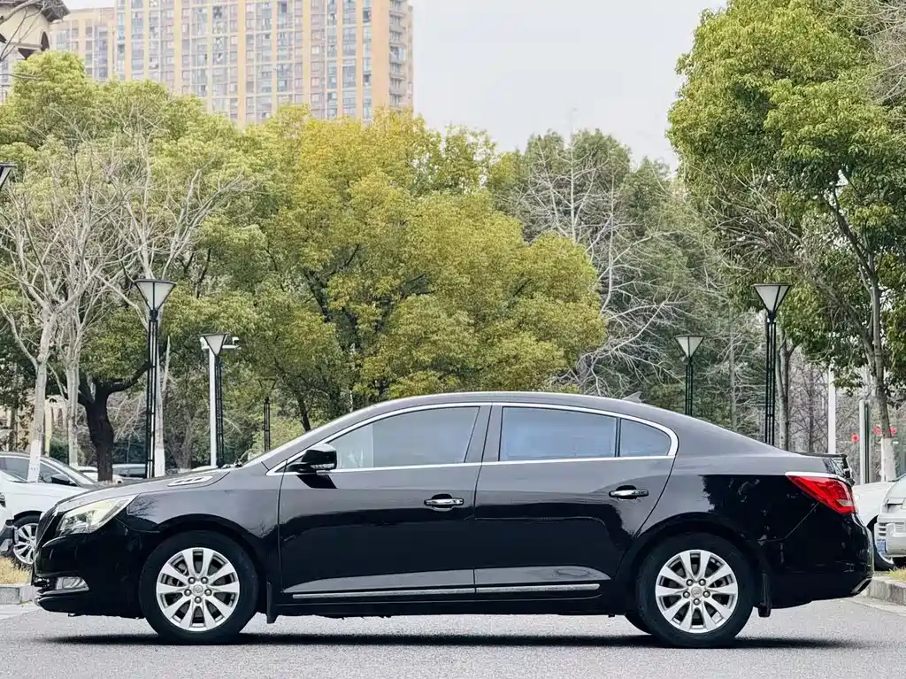 Buick LaCrosse 2015 — фото 4
