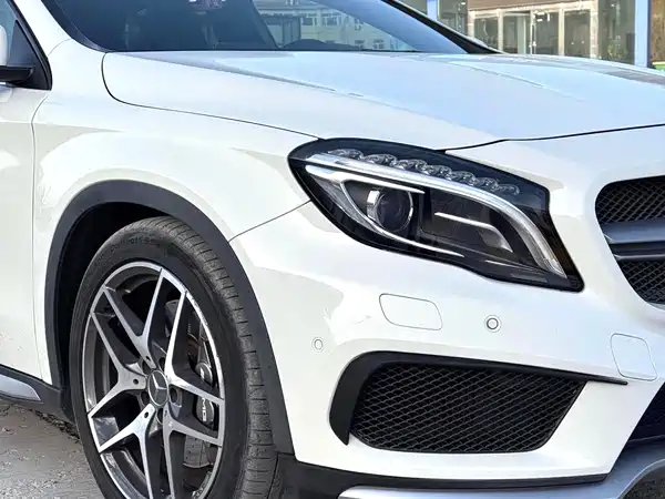 Mercedes-Benz GLA AMG 2015