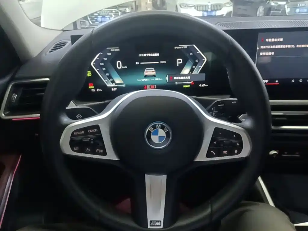 BMW i3 2024 — фото 11