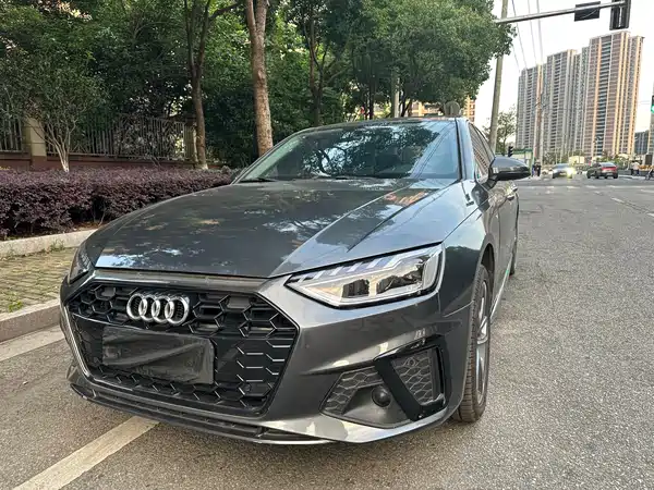 Audi A4L 2023