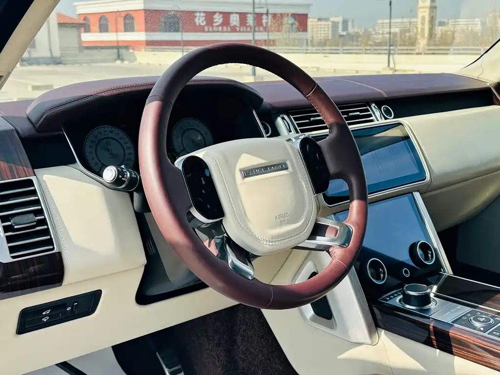 Land Rover Range Rover 2016 — фото 11