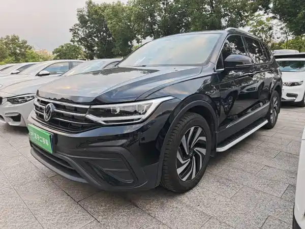 Volkswagen Tiguan L 2025