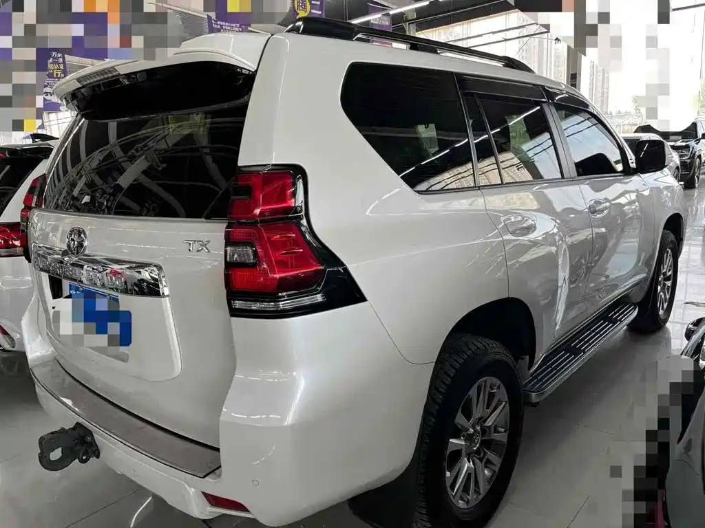 Toyota Prado 2018