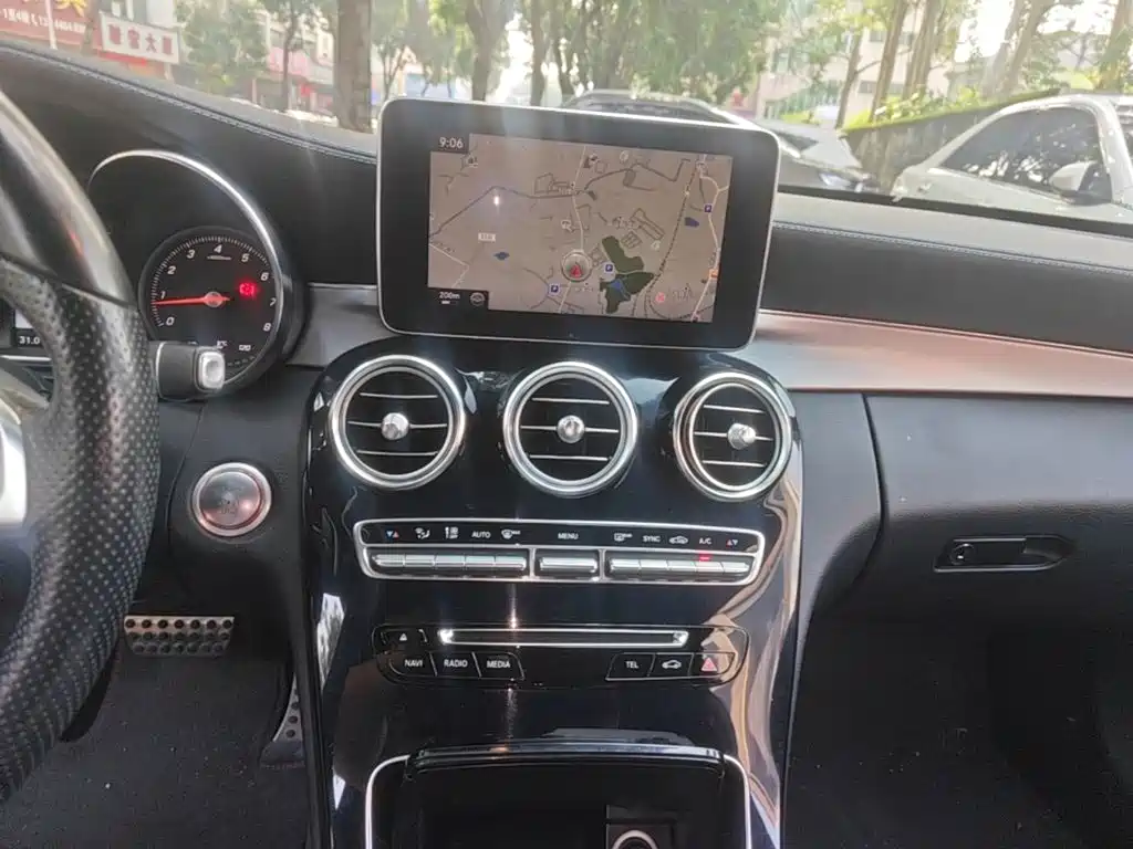 Mercedes-Benz C-Class 2017 — фото 13