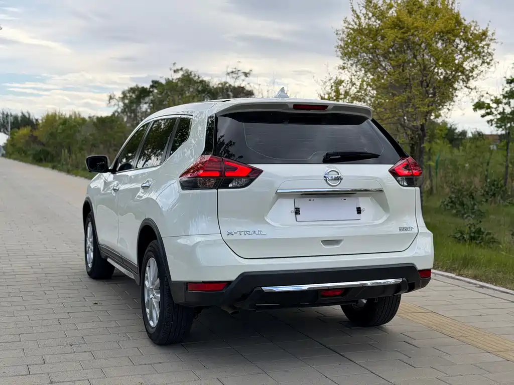 Nissan X-Trail 2022 — фото 24