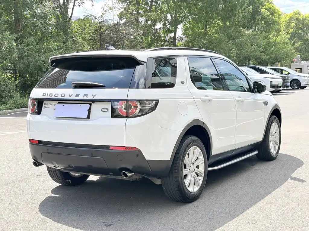 Land Rover Discovery Sport 2017 — фото 20
