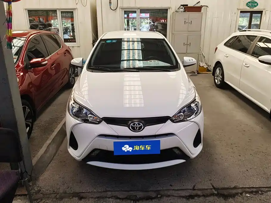 Toyota Yaris L 2020