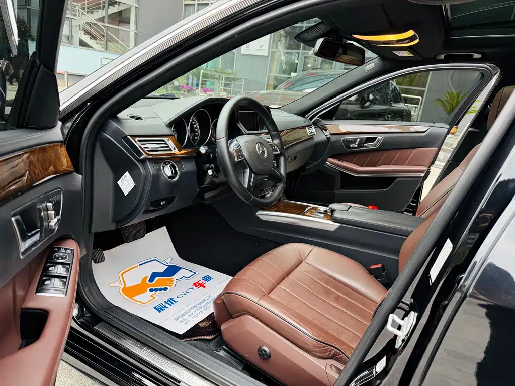 Mercedes-Benz E-Class 2015 — фото 7