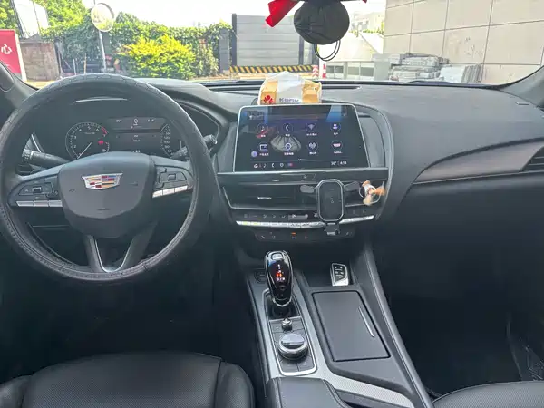 Cadillac CT5 2023