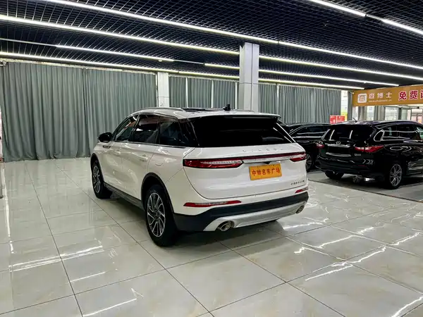 Lincoln Corsair 2022