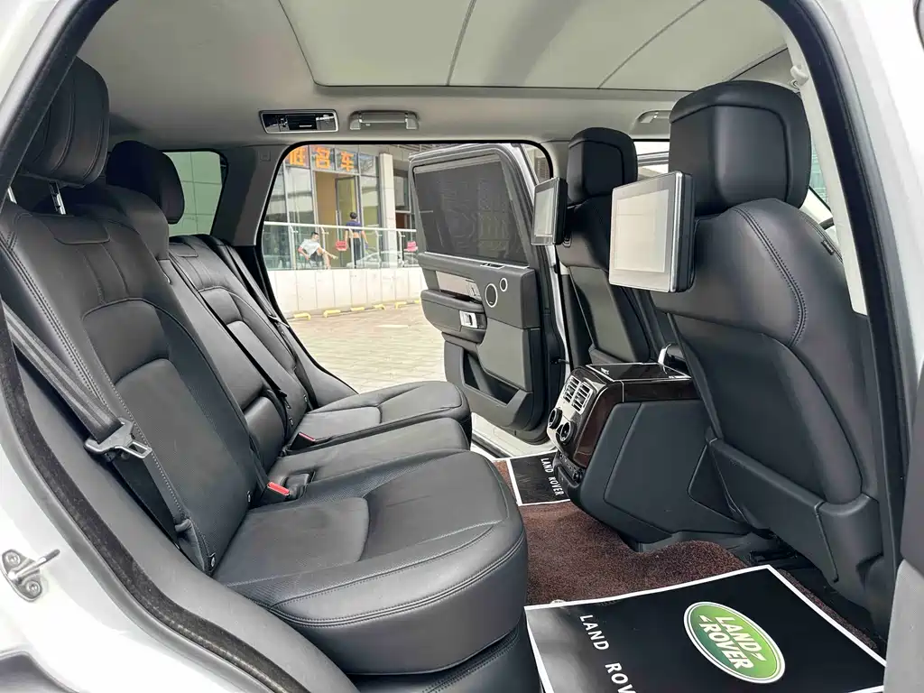 Land Rover Range Rover 2020 — фото 10