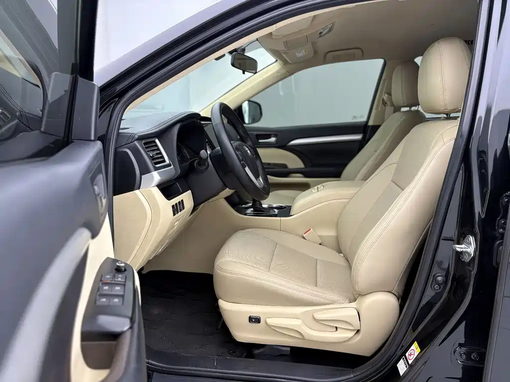 Toyota Highlander 2019