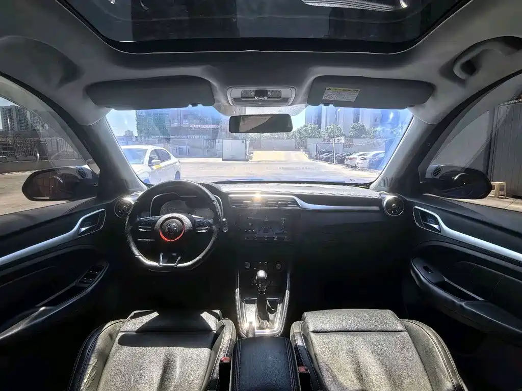 MG ZS 2017