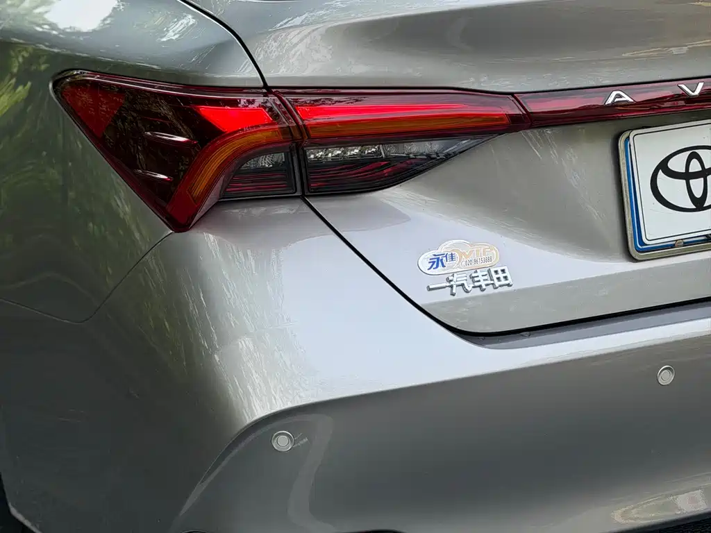 Toyota Avalon 2020 — фото 6