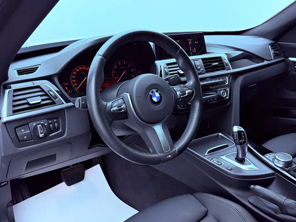 BMW 3 Series GT 2019 — фото 11