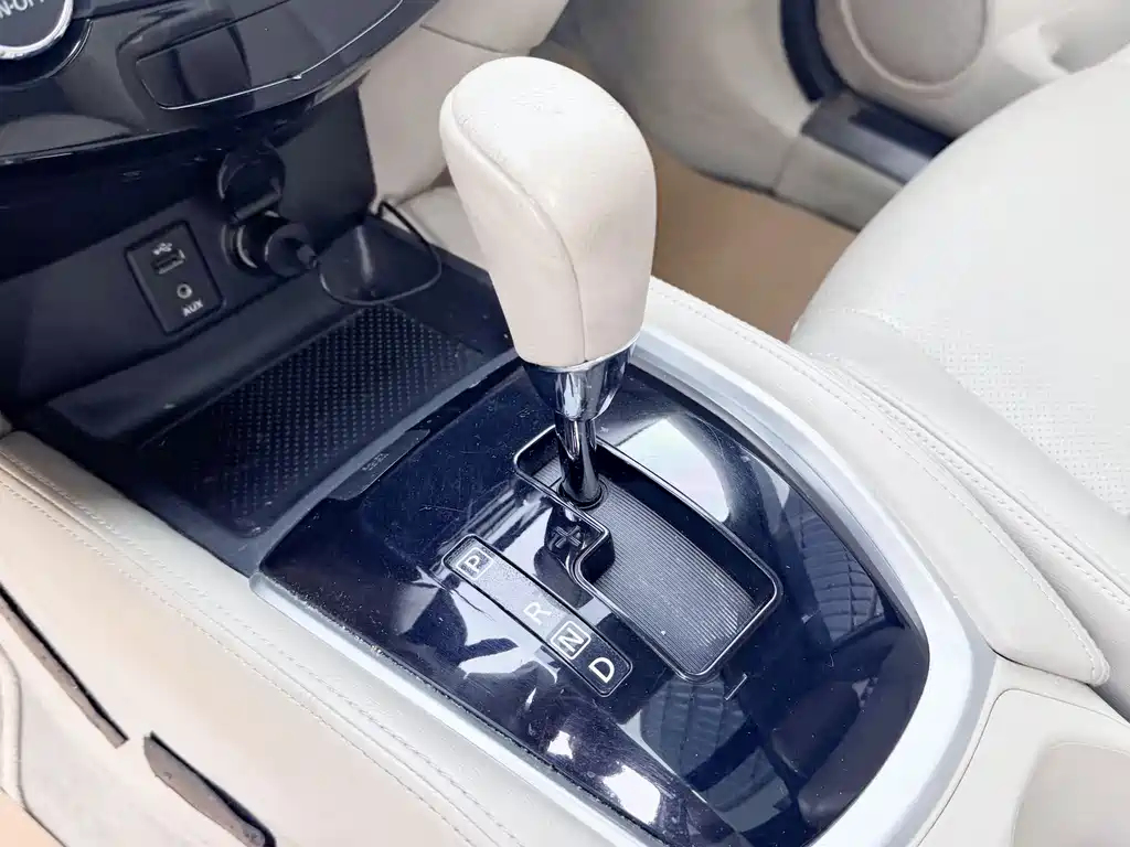 Nissan X-Trail 2014 — фото 20