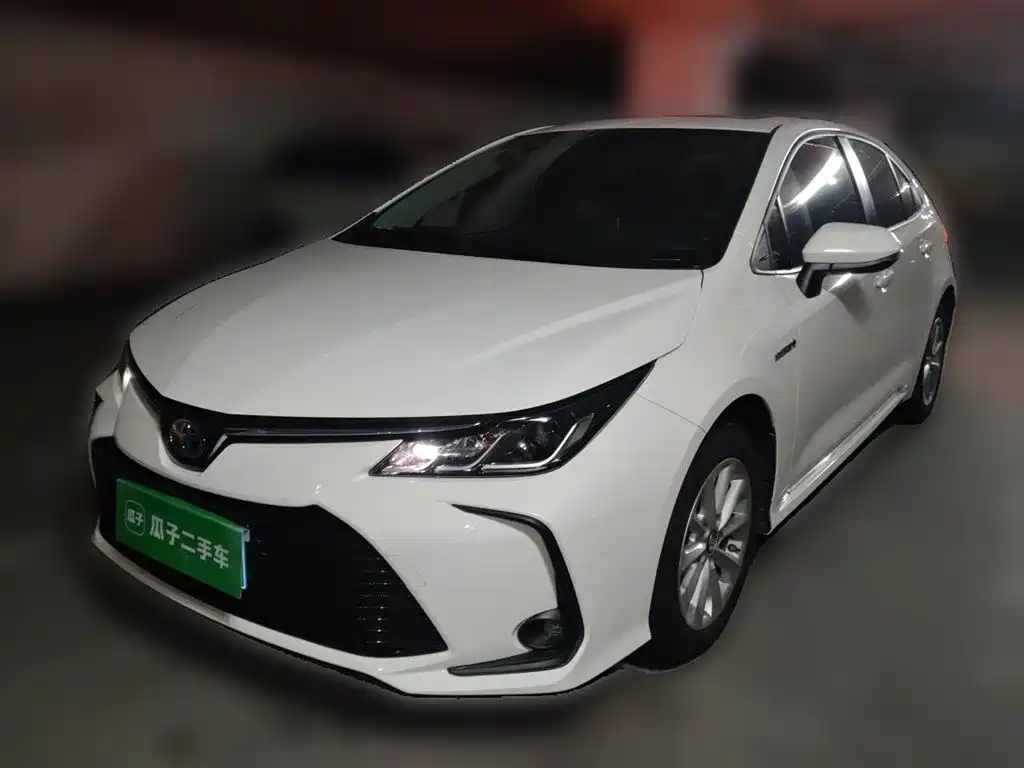 Toyota Corolla 2022 — фото 1