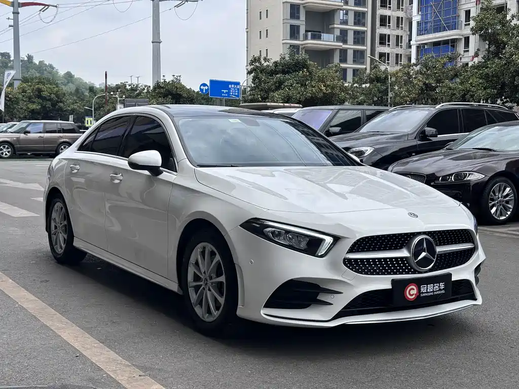 Mercedes-Benz A-Class 2020 — фото 5