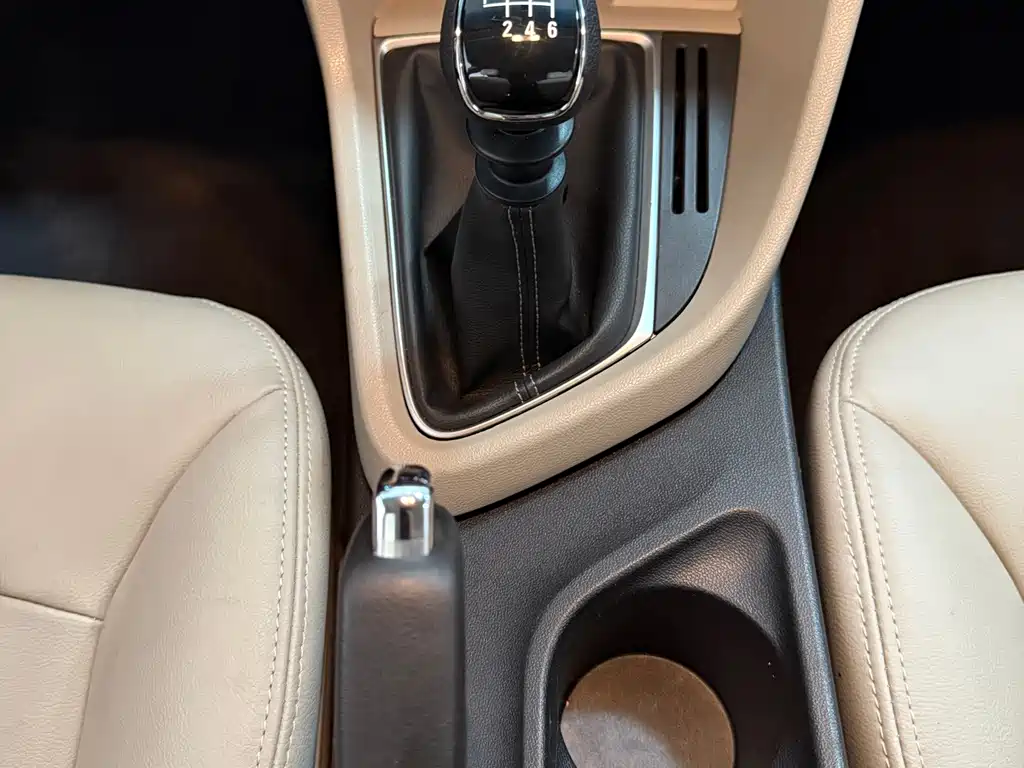 Buick Excelle 2018 — фото 13