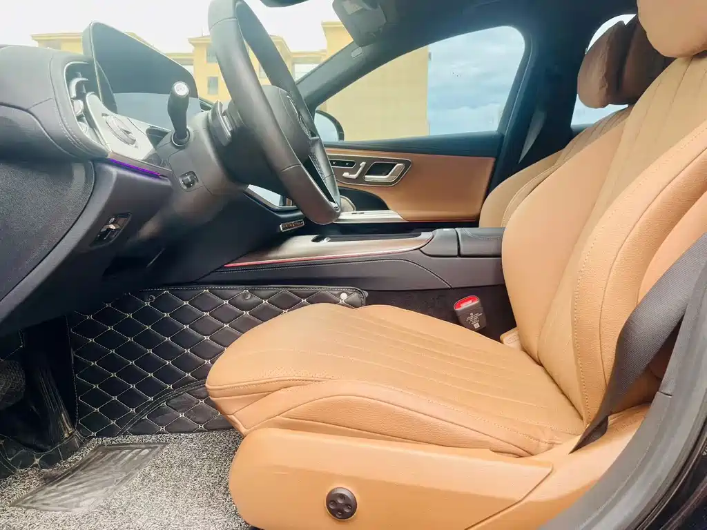 Mercedes-Benz E-Class 2025