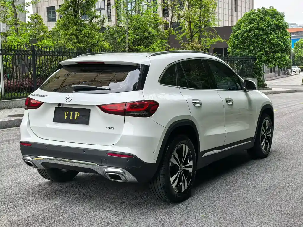 Mercedes-Benz GLA 2022 — фото 9