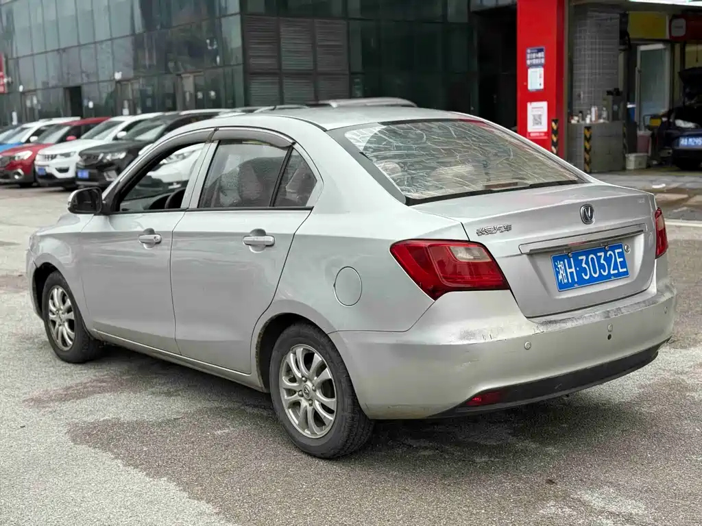 Changan V3 2014 — фото 5