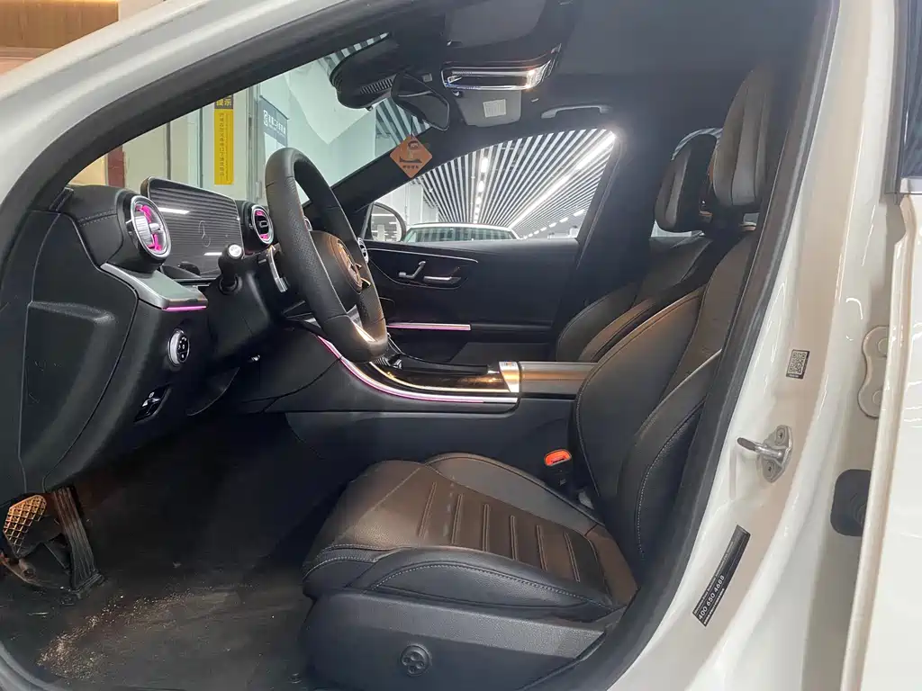 Mercedes-Benz C-Class 2022