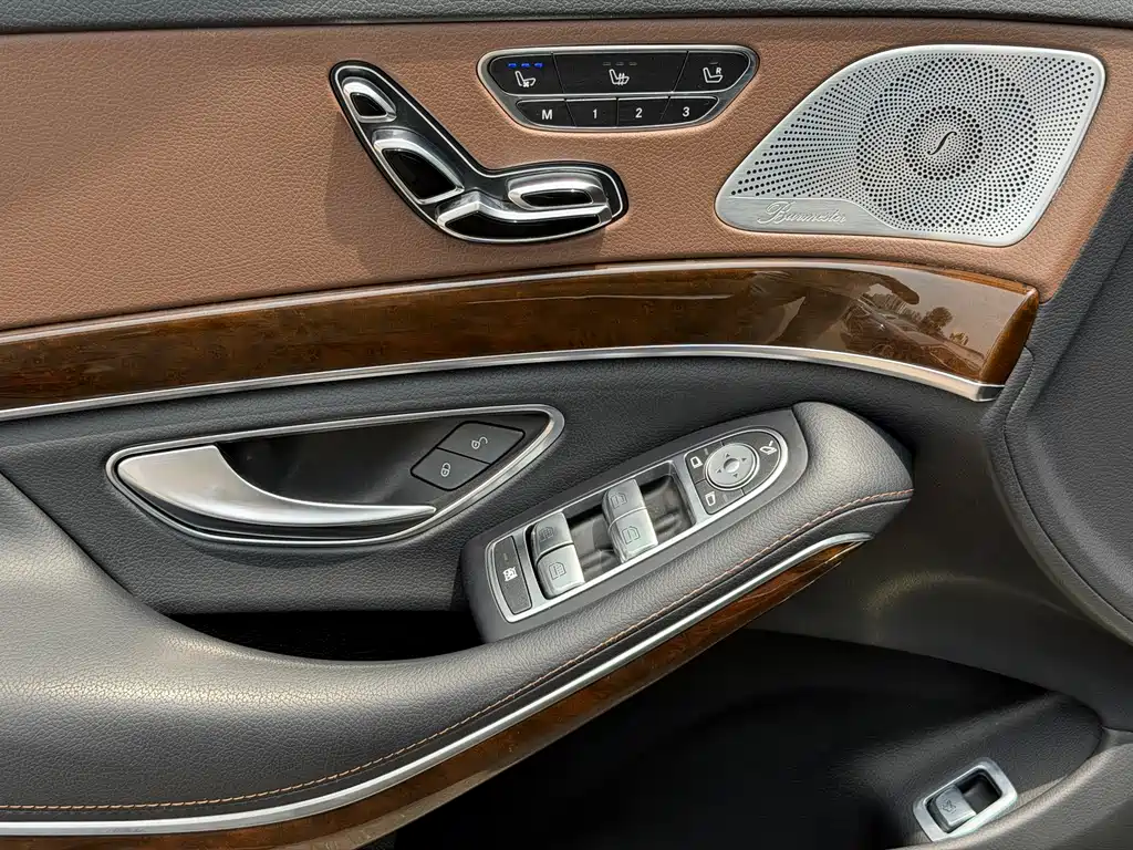 Mercedes-Benz S-Class 2016 — фото 14