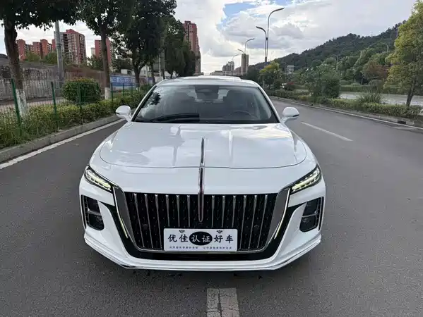 Hongqi H5 2022