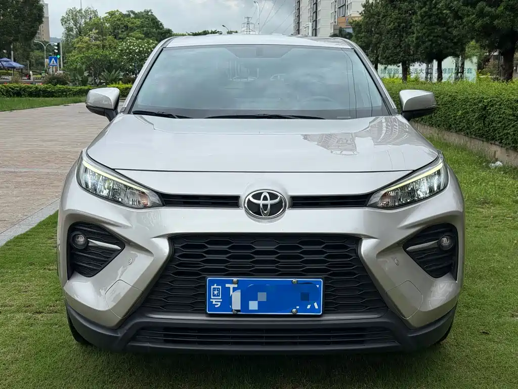 Toyota Wildlander 2022 — фото 2