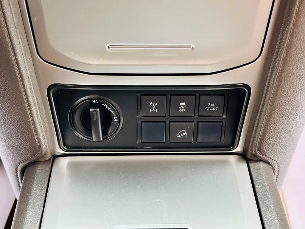 Toyota Prado 2018 — фото 13