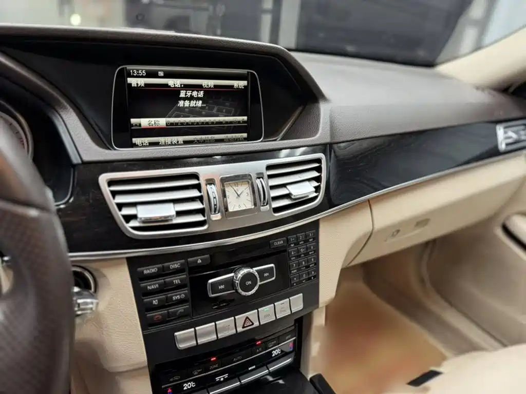 Mercedes-Benz E-Class 2014