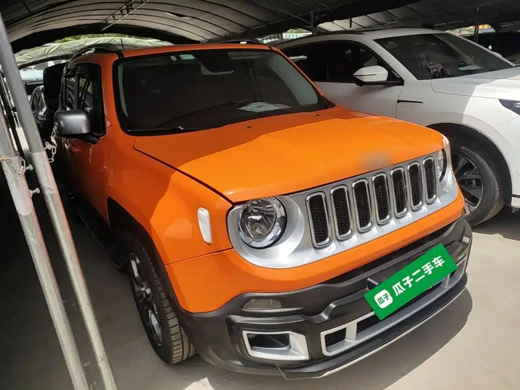 Jeep Renegade 2016 — фото 4